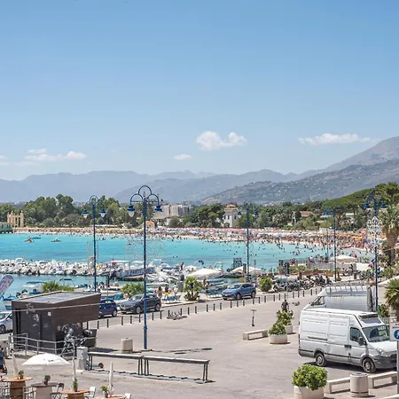 Casetta Al Molo Di Mondello By Wonderful Italy * Palermo
